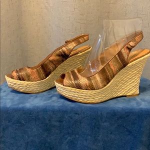 Kenneth Cole, Tribeca - Harbor Wedge